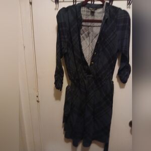 Robert Louis Dress SIZE MEDIUM